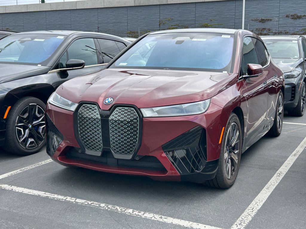 Thumbnail: 2022 BMW iX - 2