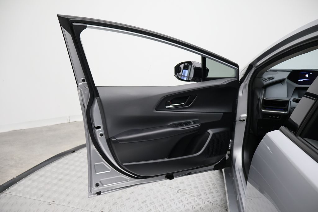 Thumbnail: 2024 Toyota Prius - 16