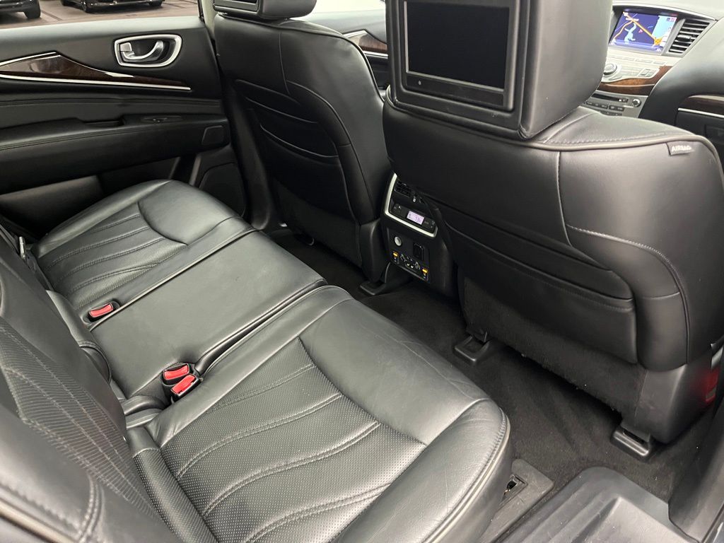 Thumbnail: 2013 INFINITI JX35 - 30