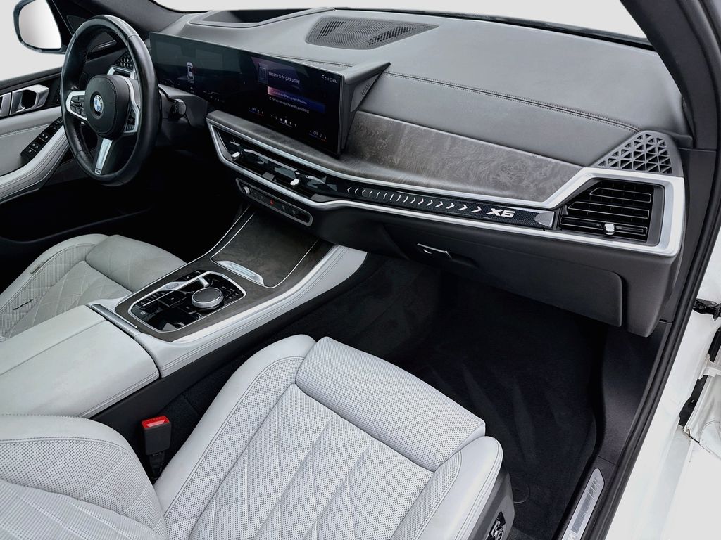 Thumbnail: 2024 BMW X5 - 16