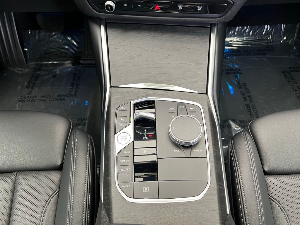 2023 BMW 3 Series 330i xDrive 12