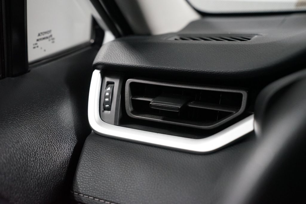 Thumbnail: 2024 Toyota RAV4 - 24