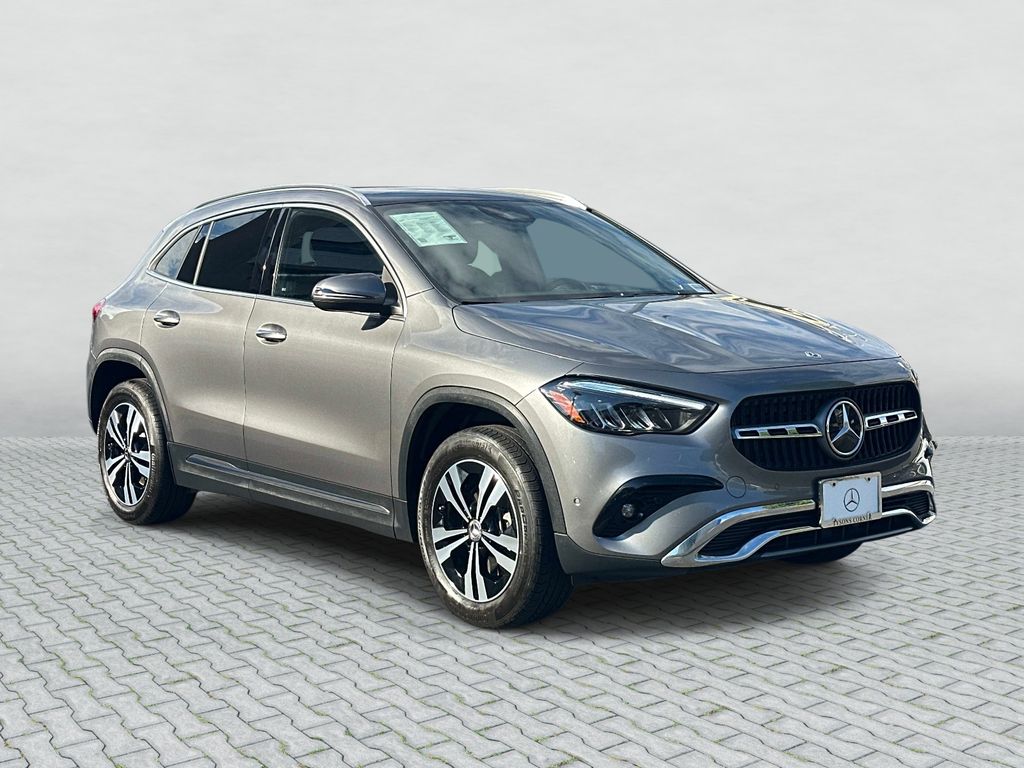 Thumbnail: 2026 Mercedes-Benz GLA - 3