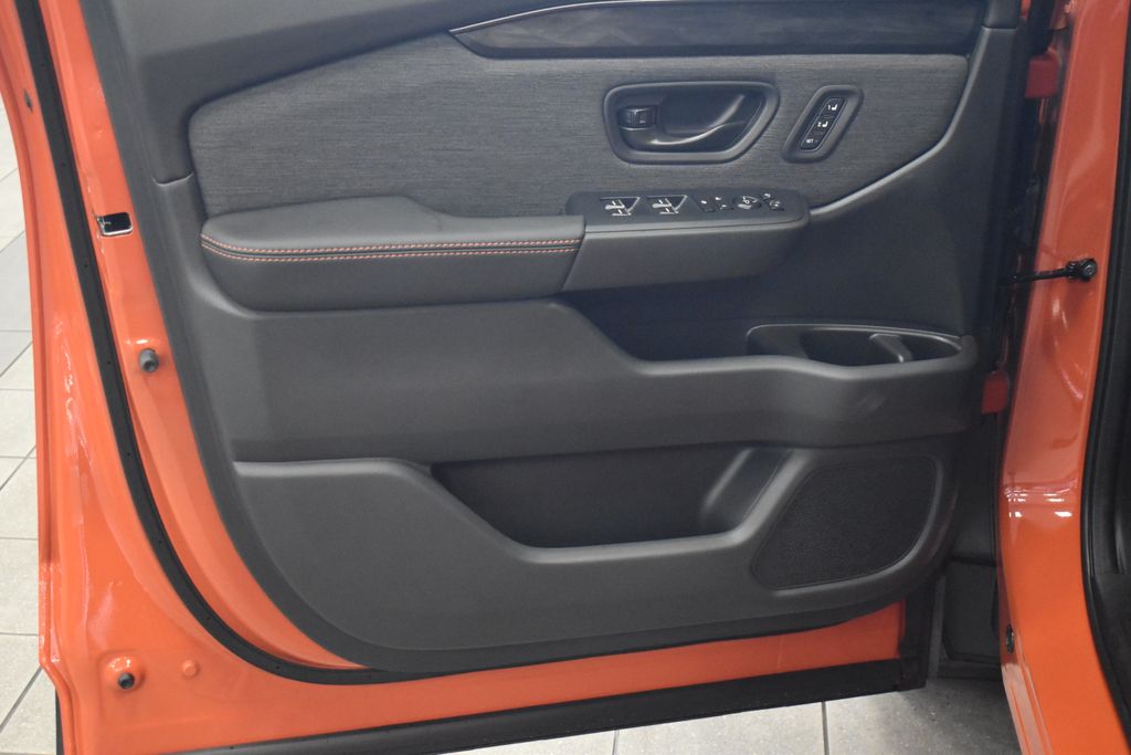 Thumbnail: 2026 Honda Passport - 8