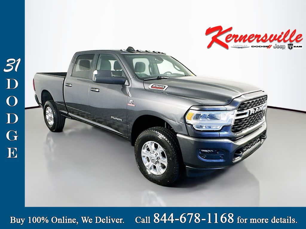 2022 RAM 2500 Big Horn Crew Cab 4WD