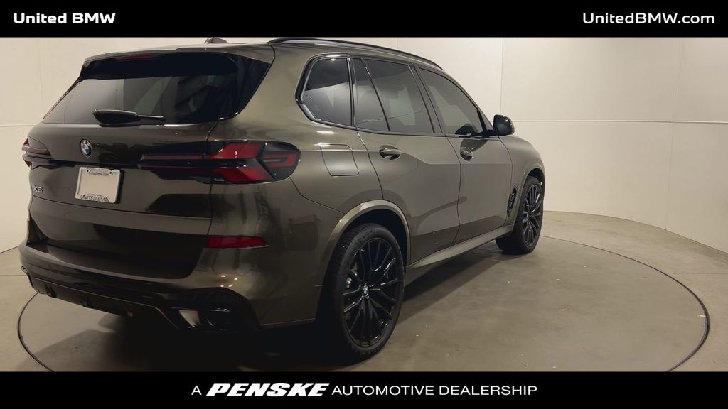 2025 BMW X5 xDrive40i 8