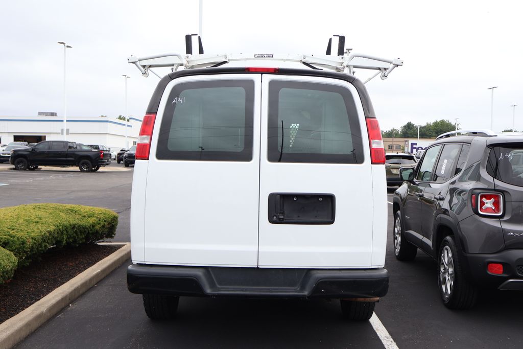 Thumbnail: 2021 Chevrolet Express - 9