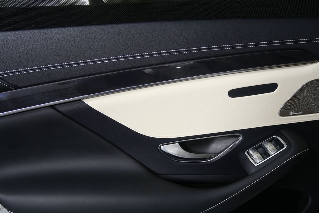 Thumbnail: 2020 Mercedes-Benz S-Class - 13