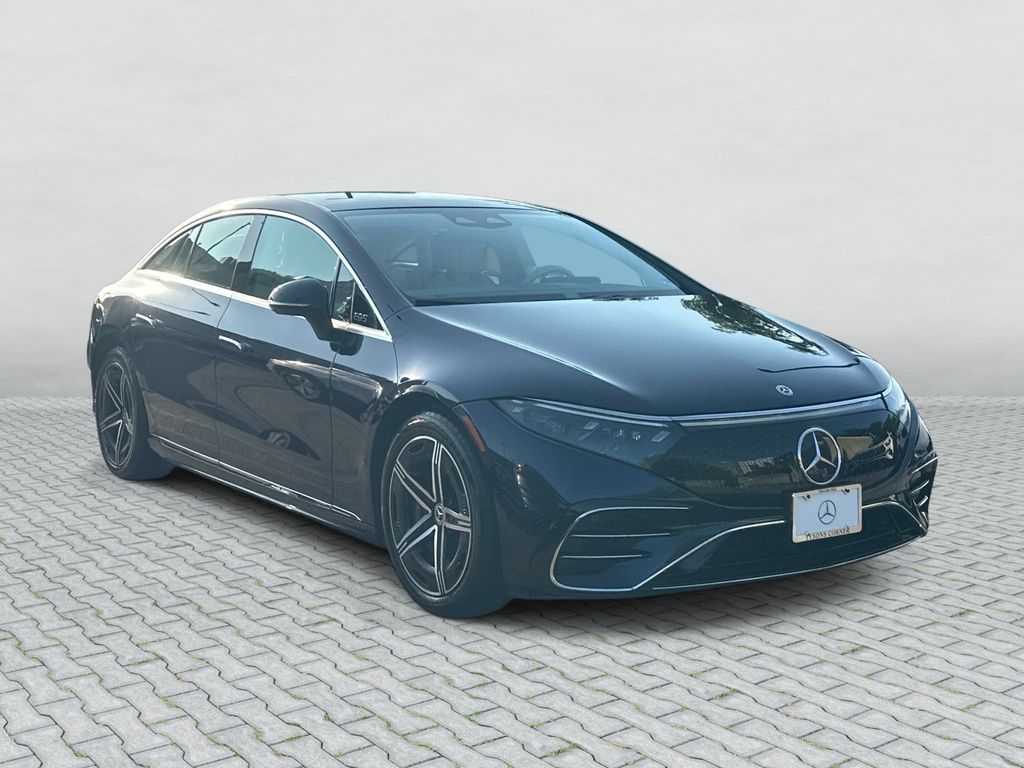 Thumbnail: 2023 Mercedes-Benz EQS - 3