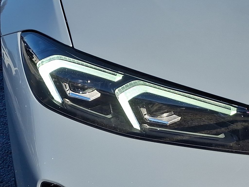 Thumbnail: 2023 BMW 3 Series - 9