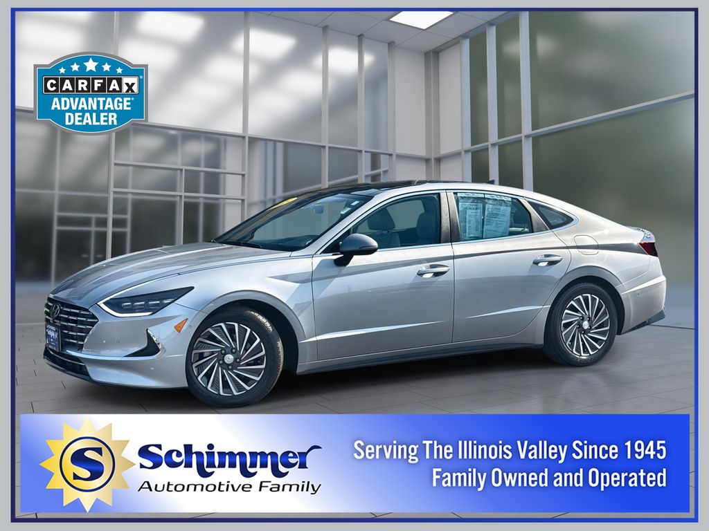 Curated Silver 2023 Hyundai Sonata Hybrid Sedan Front-Wheel Drive 6-Speed Automatic