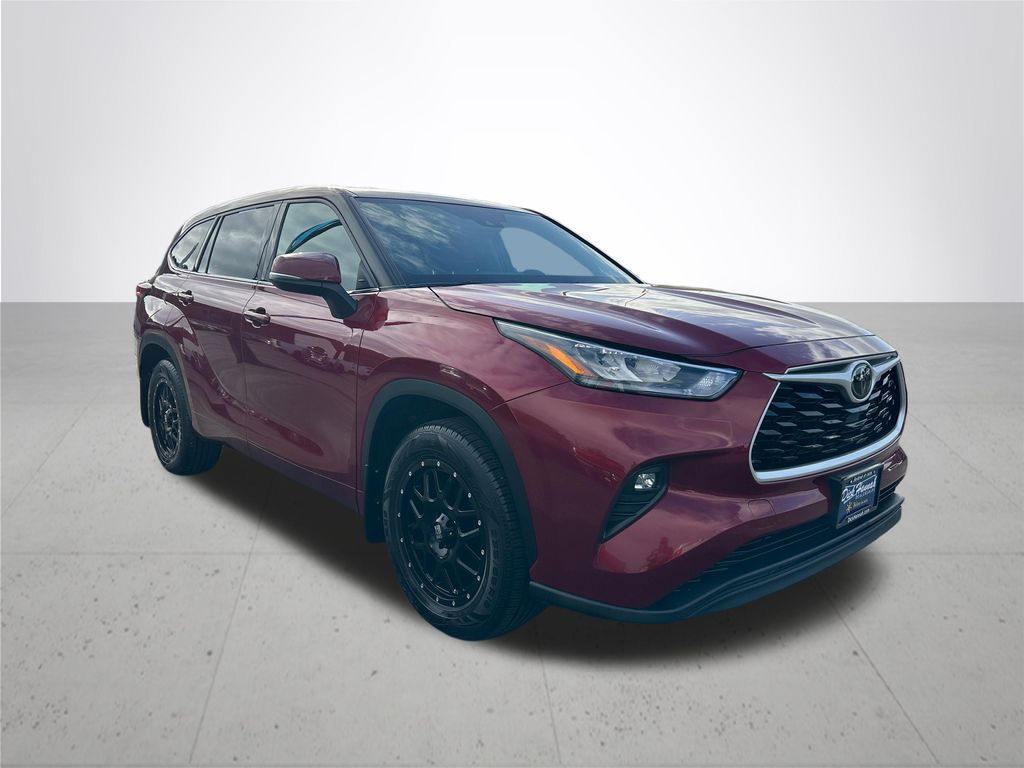 2020 Toyota Highlander LE