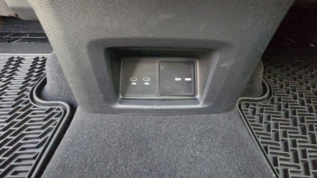 2025 Volkswagen Atlas Cross Sport