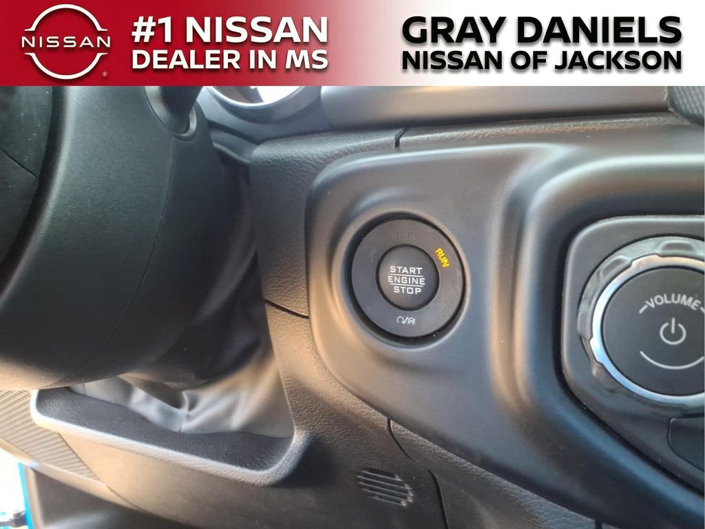 Used 2022 Jeep Wrangler SUV