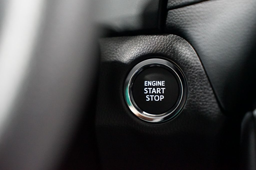 Thumbnail: 2025 Toyota RAV4 - 23