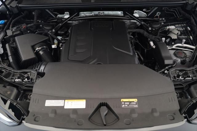 Thumbnail: 2025 Audi Q5 - 12