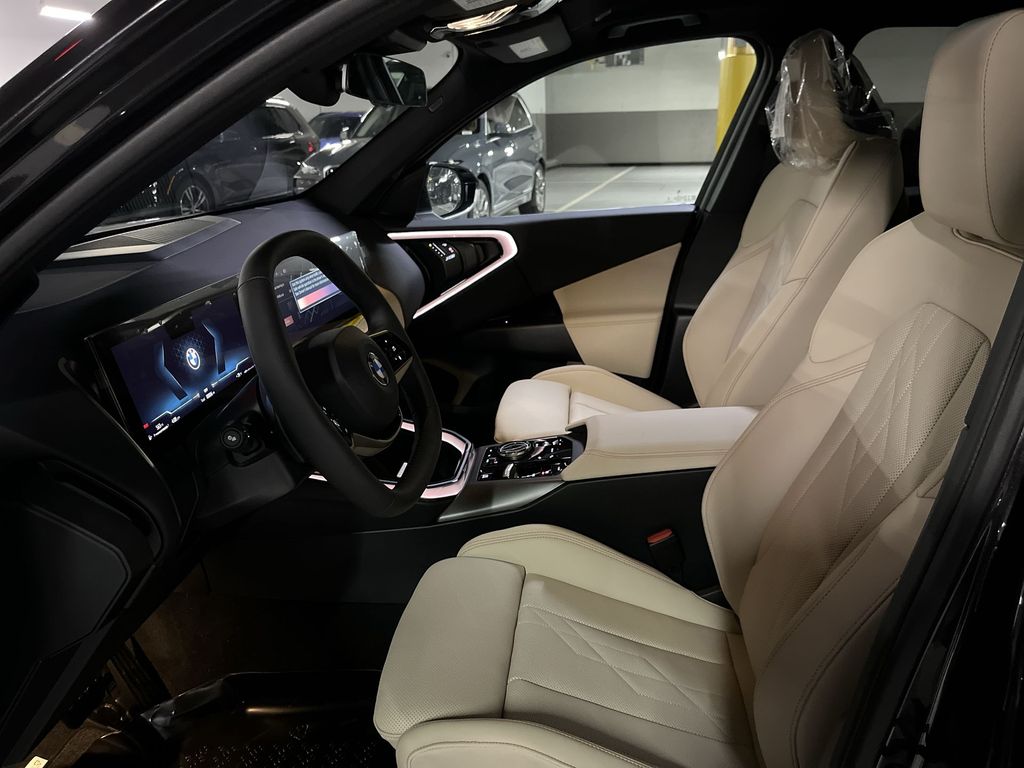 Thumbnail: 2025 BMW X3 - 11