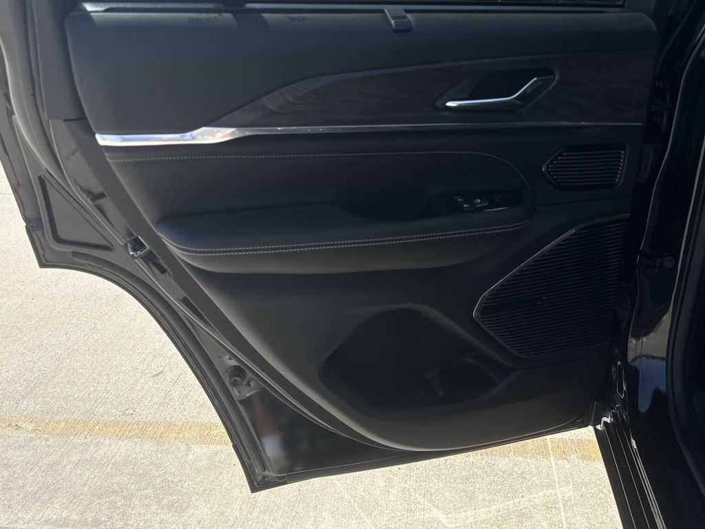2024 Jeep Grand Cherokee Overland 4xe Black at DeMontrond Gulf Freeway
