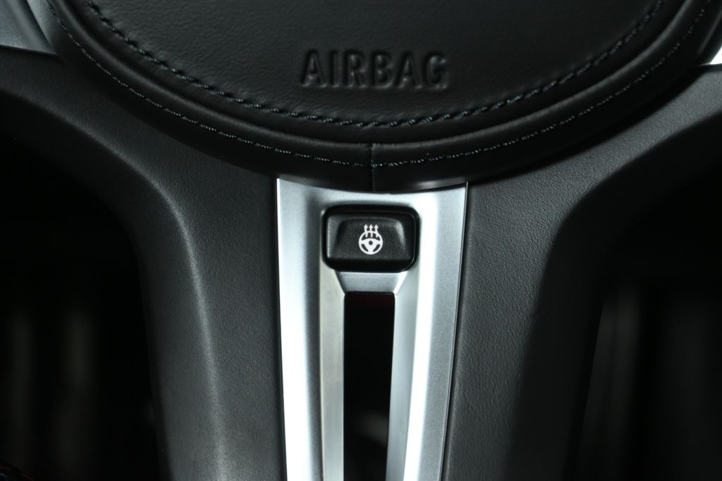 Thumbnail: 2024 BMW M2 - 19