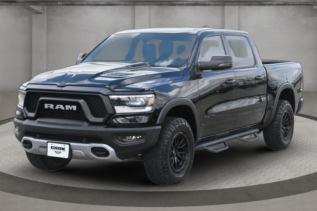 Diamond Black Crystal Pearlcoat 2024 RAM 1500 Rebel Crew Cab 4WD Pickup Truck Four-Wheel Drive 8-Speed Automatic