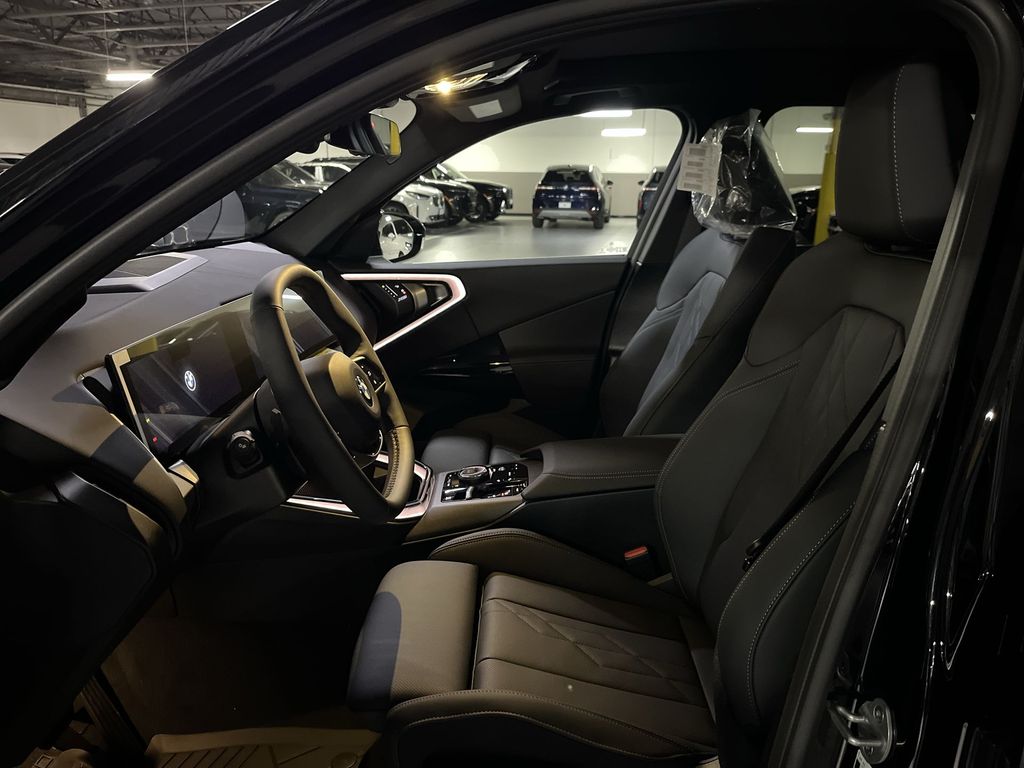 Thumbnail: 2026 BMW X3 - 11