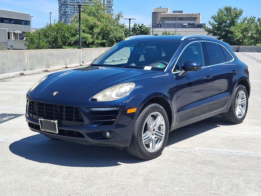2017 Porsche Macan S -
                  Vienna, VA