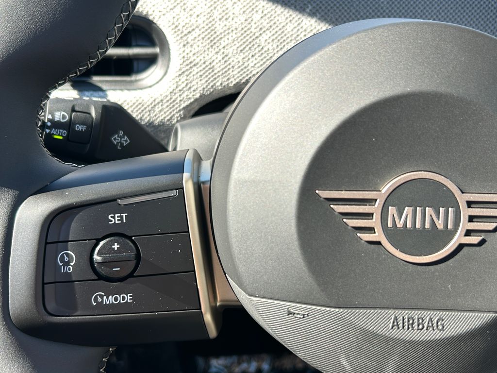 Thumbnail: 2025 MINI Cooper - 19