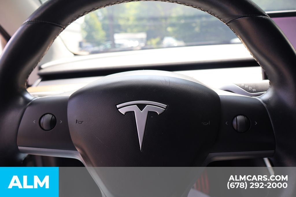 Used 2020 White Tesla Standard Range Plus image 30