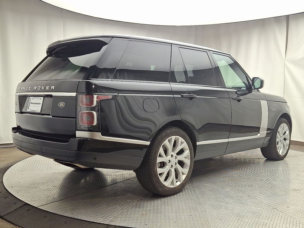 Thumbnail: 2022 Land Rover Range Rover - 4
