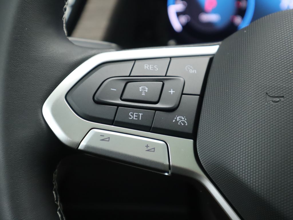 Thumbnail: 2026 Volkswagen Atlas - 11