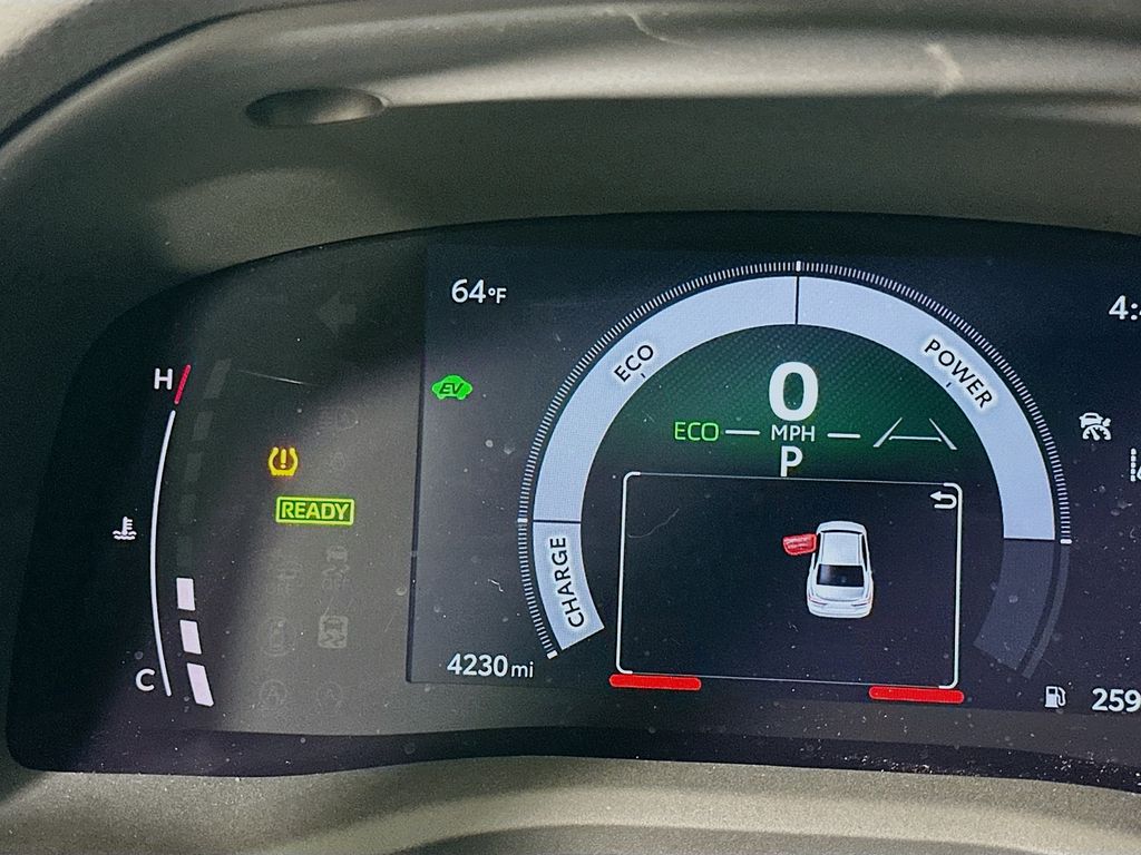 Thumbnail: 2025 Toyota Camry - 12