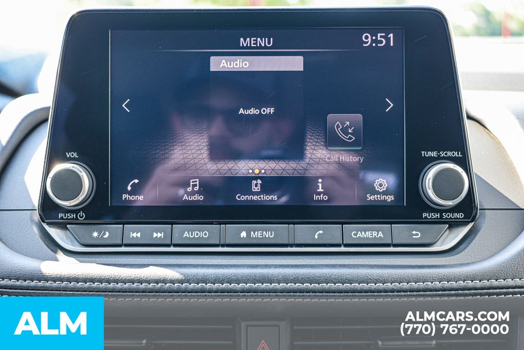 Used 2024 Gray Nissan S image 37