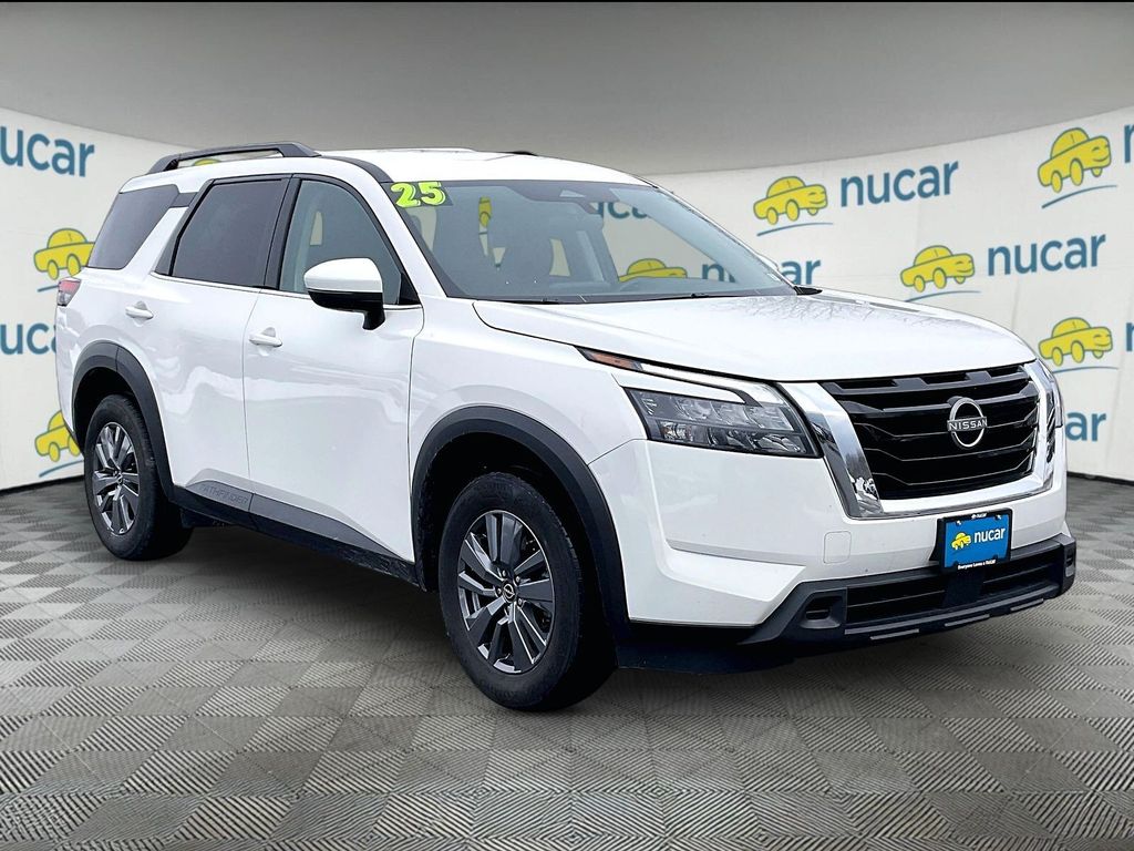 2025 Nissan Pathfinder SV 4WD