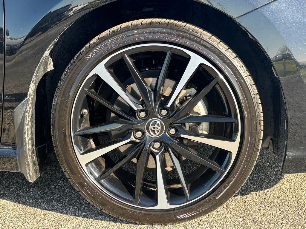 2019 Toyota Camry XSE photo