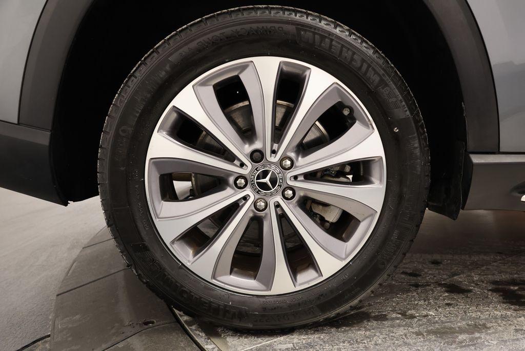 Thumbnail: 2022 Mercedes-Benz GLE - 13