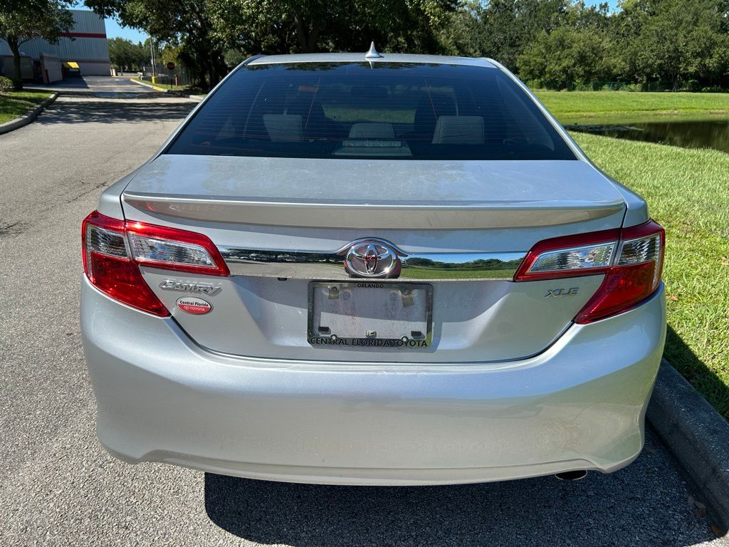 Thumbnail: 2012 Toyota Camry - 4