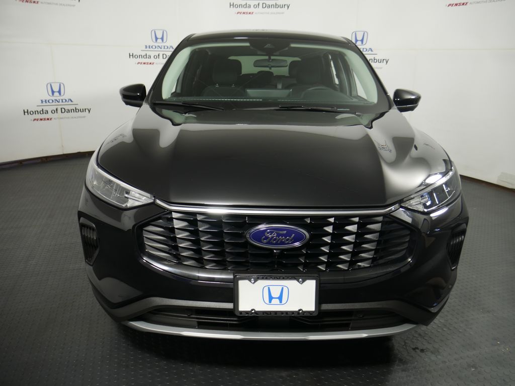 Thumbnail: 2023 Ford Escape - 2