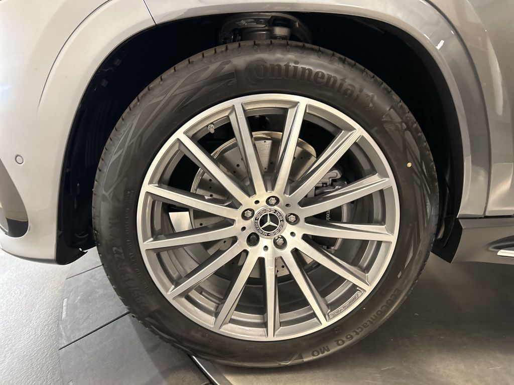 Thumbnail: 2026 Mercedes-Benz GLS - 10