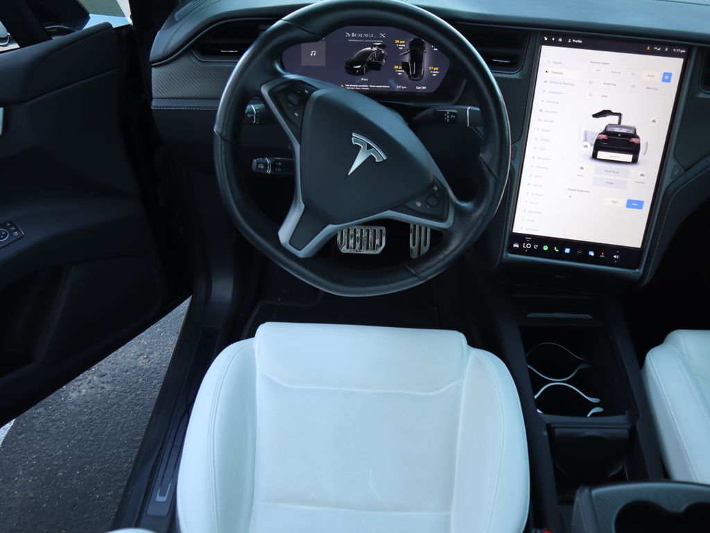 Thumbnail: 2021 Tesla Model X - 5