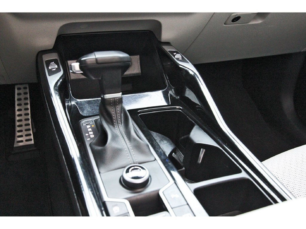 Used 2024 Kia Sorento SUV