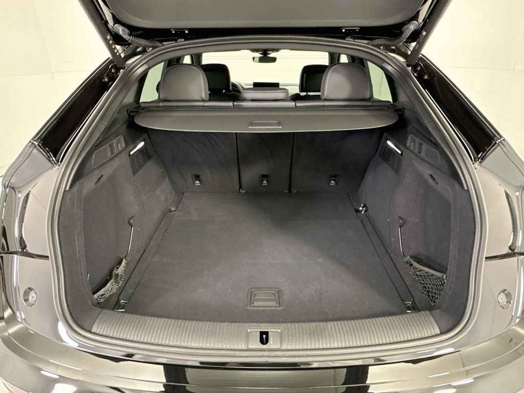 Thumbnail: 2023 Audi Q5 - 26