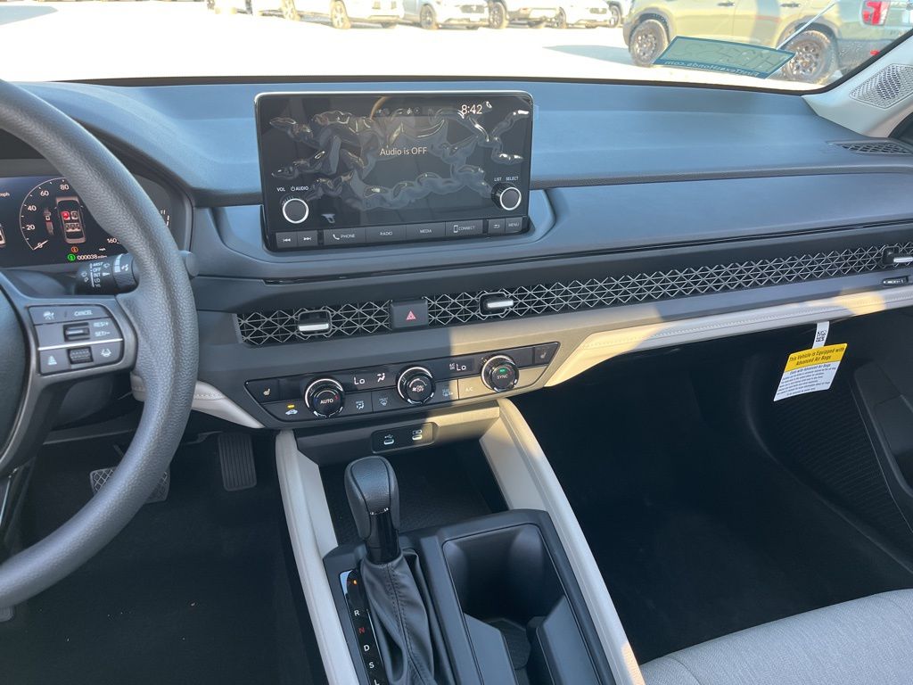 Thumbnail: 2025 Honda Accord - 9
