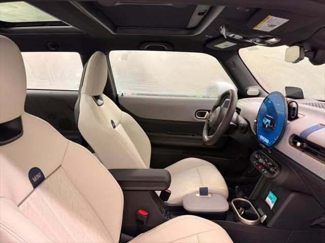 Thumbnail: 2026 MINI Cooper - 23