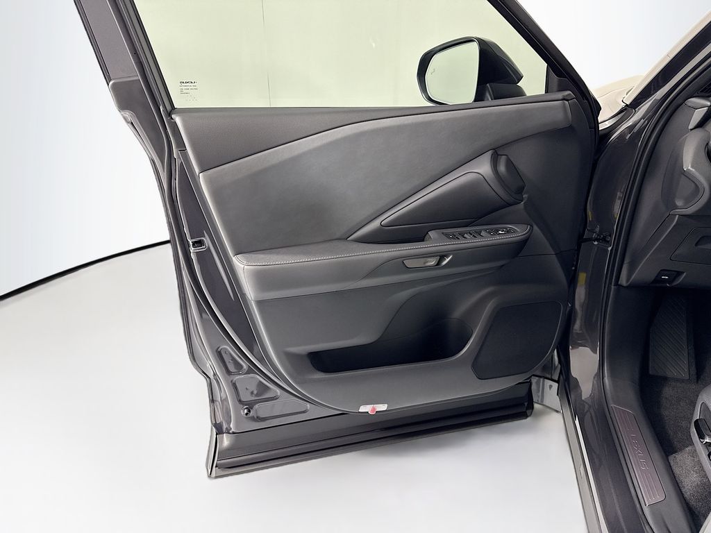 Thumbnail: 2026 Lexus TX - 25