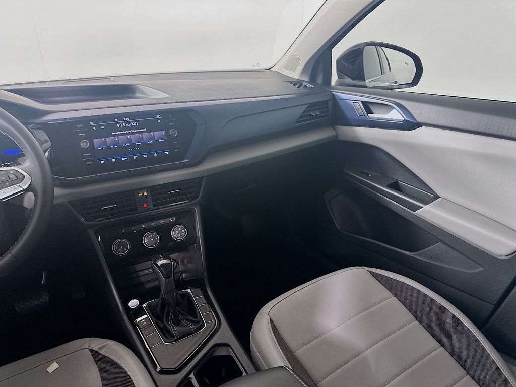 Thumbnail: 2023 Volkswagen Taos - 22