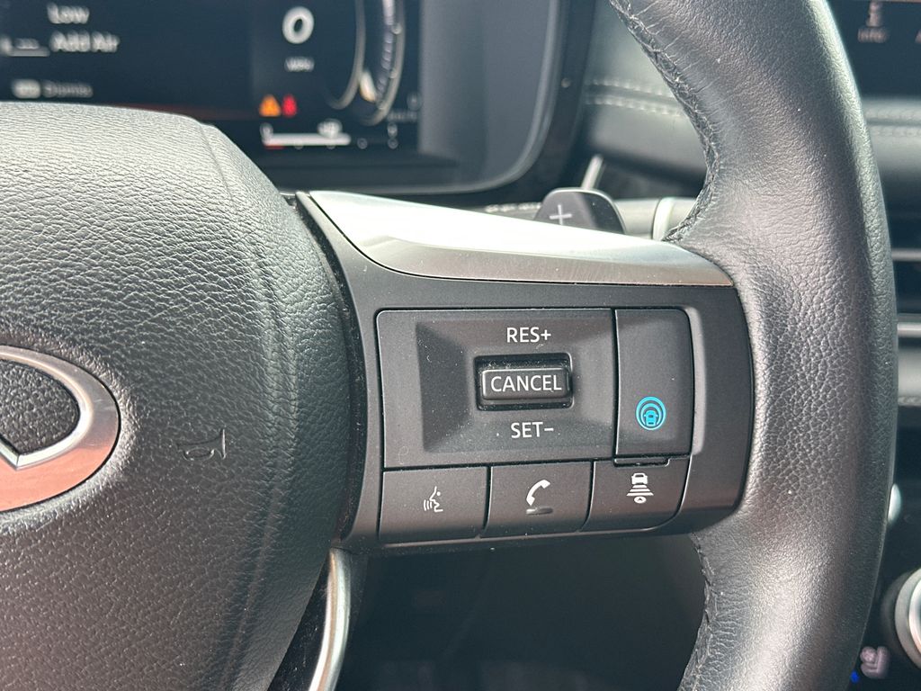Used 2023 Black INFINITI LUXE image 25