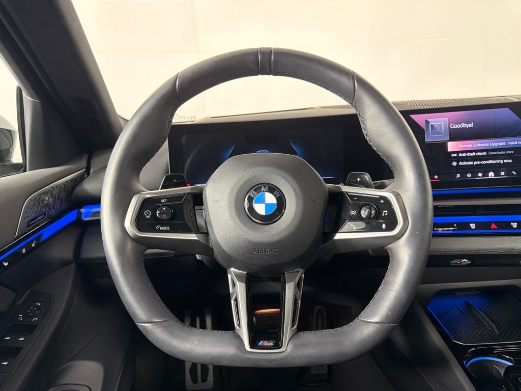 Thumbnail: 2024 BMW 5 Series - 21