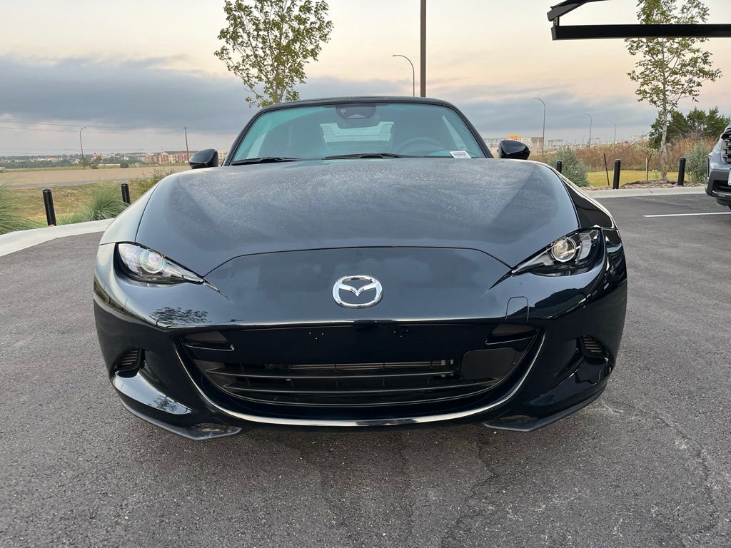 Thumbnail: 2026 Mazda MX-5 Miata - 2