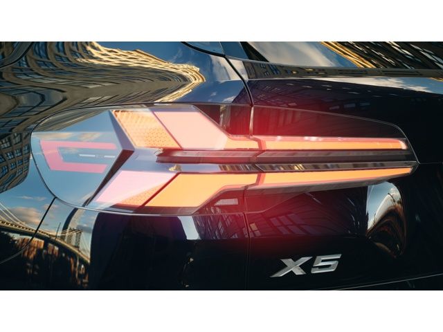 Thumbnail: 2026 BMW X5 - 8