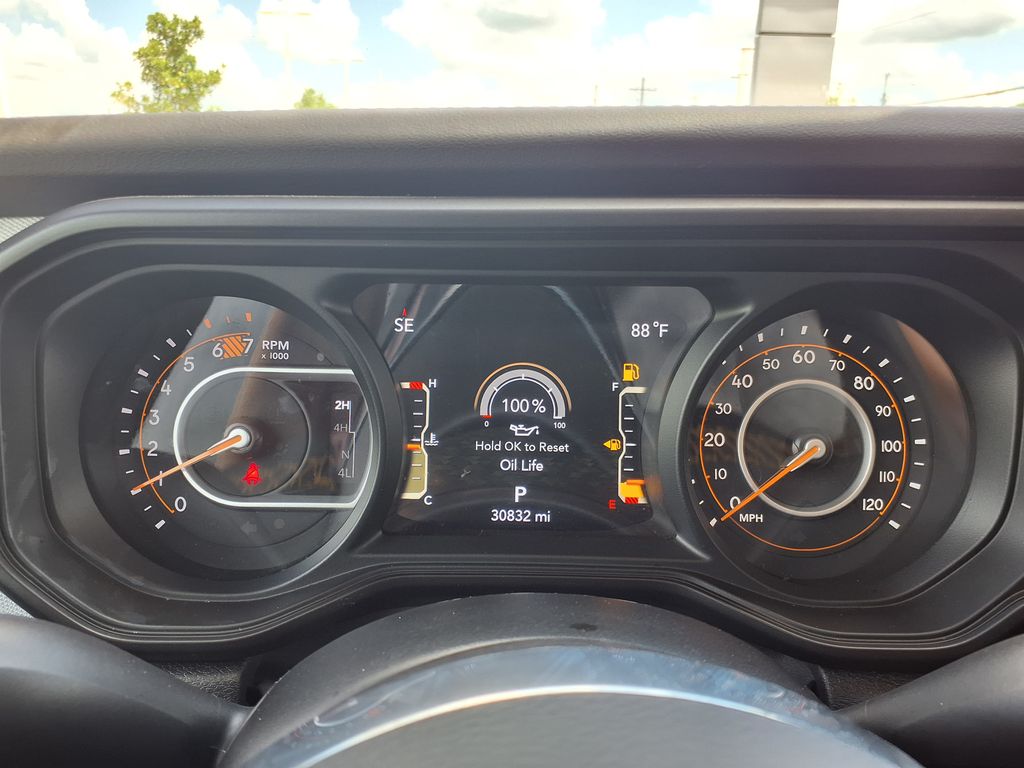 Used 2025 Red Jeep Sahara image 26
